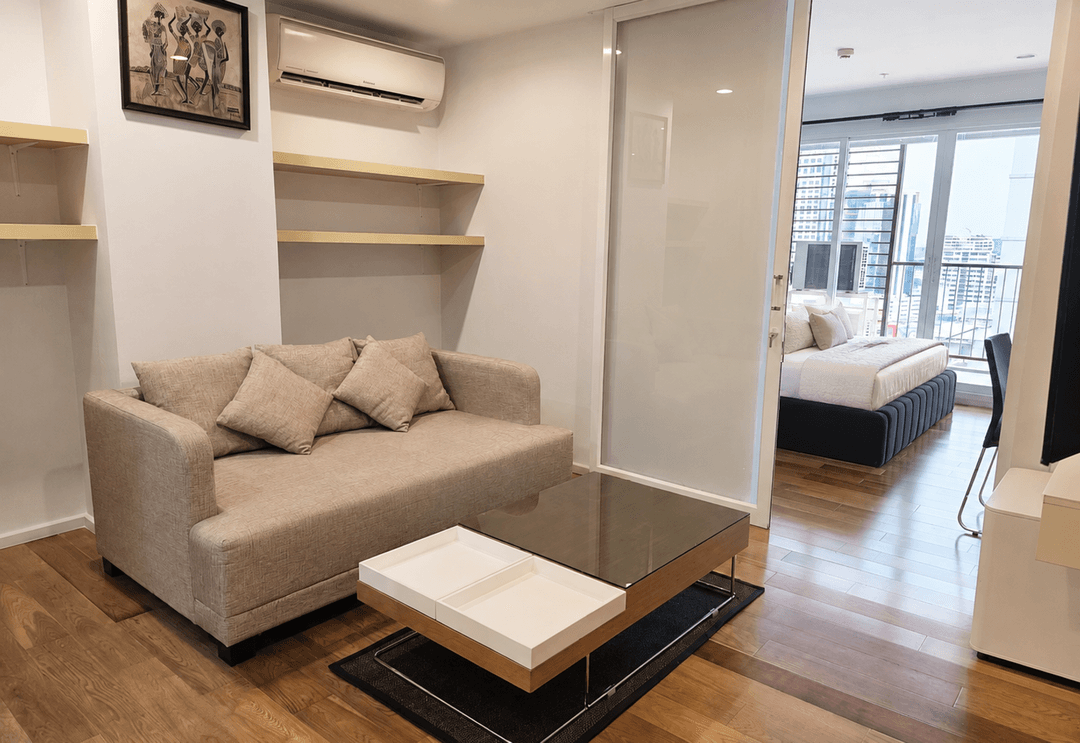 15 Sukhumvit Residences
