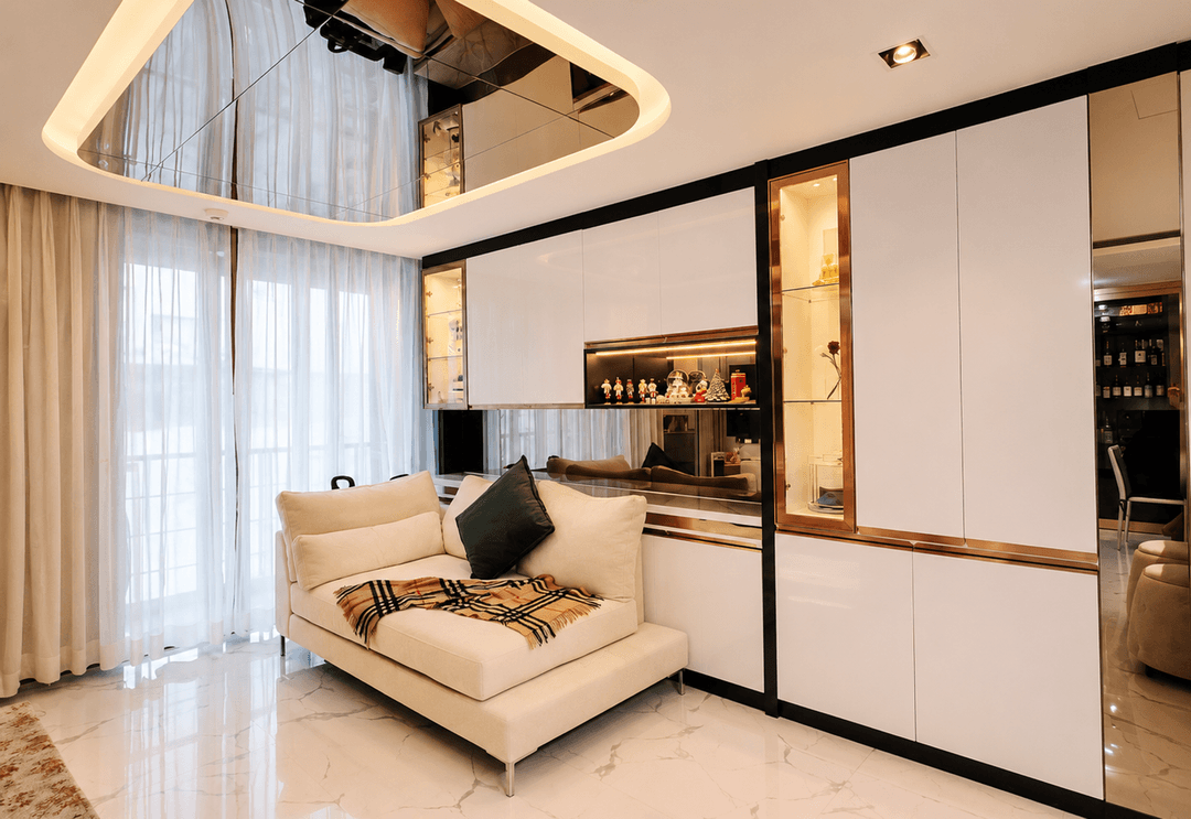 Klass Silom Condo