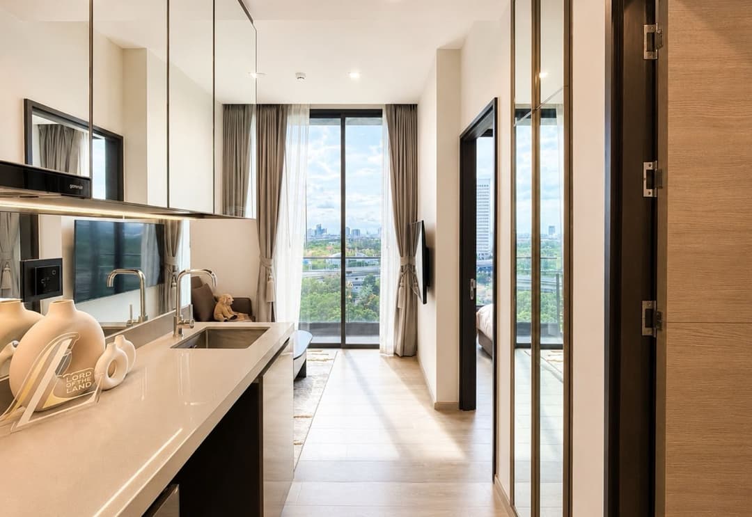 The Crest Park Residences