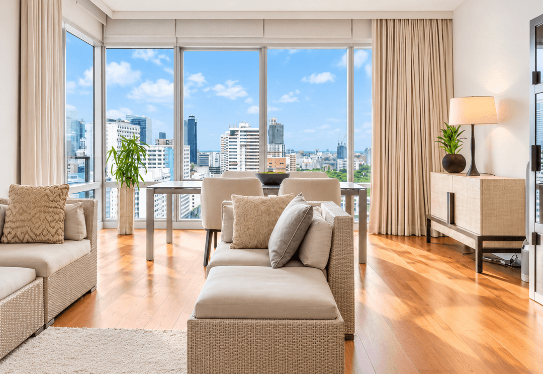185 Rajadamri Condominium
