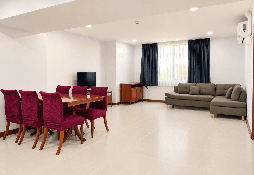 Omni Tower Sukhumvit Nana
