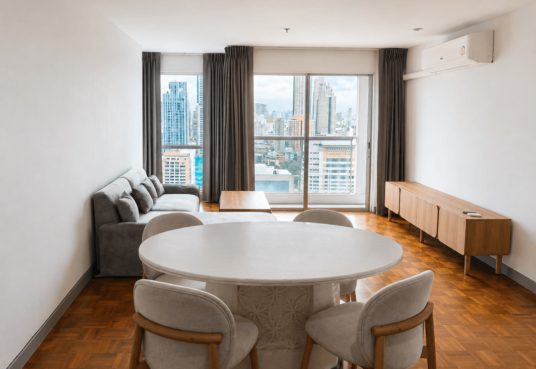 Silom Suite Condominium
